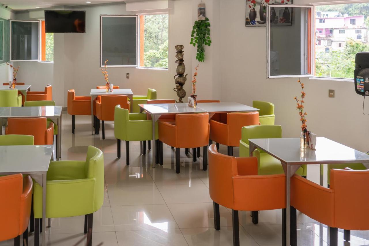 Yekkan 3* Huauchinango
